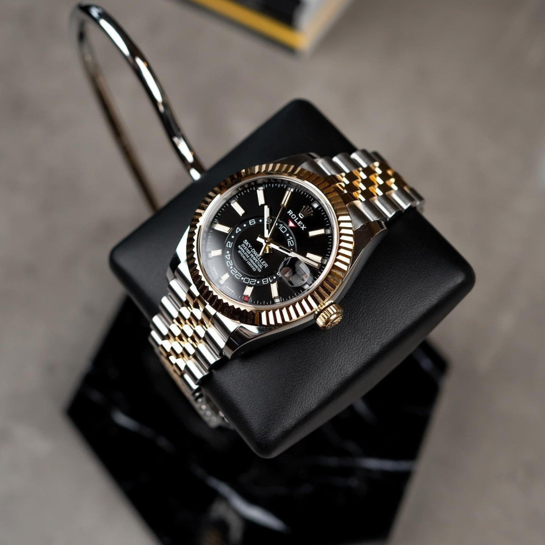 Support pour montre hexagonal - Coussin simple noir - SUPPORT POUR MONTRE