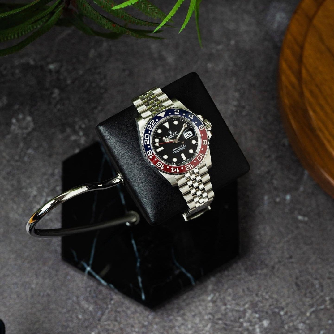 Support pour montre hexagonal - Coussin simple noir - SUPPORT POUR MONTRE